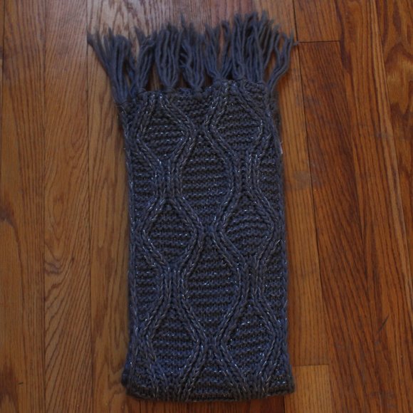 Minicci Knit Scarf - Picture 1 of 4